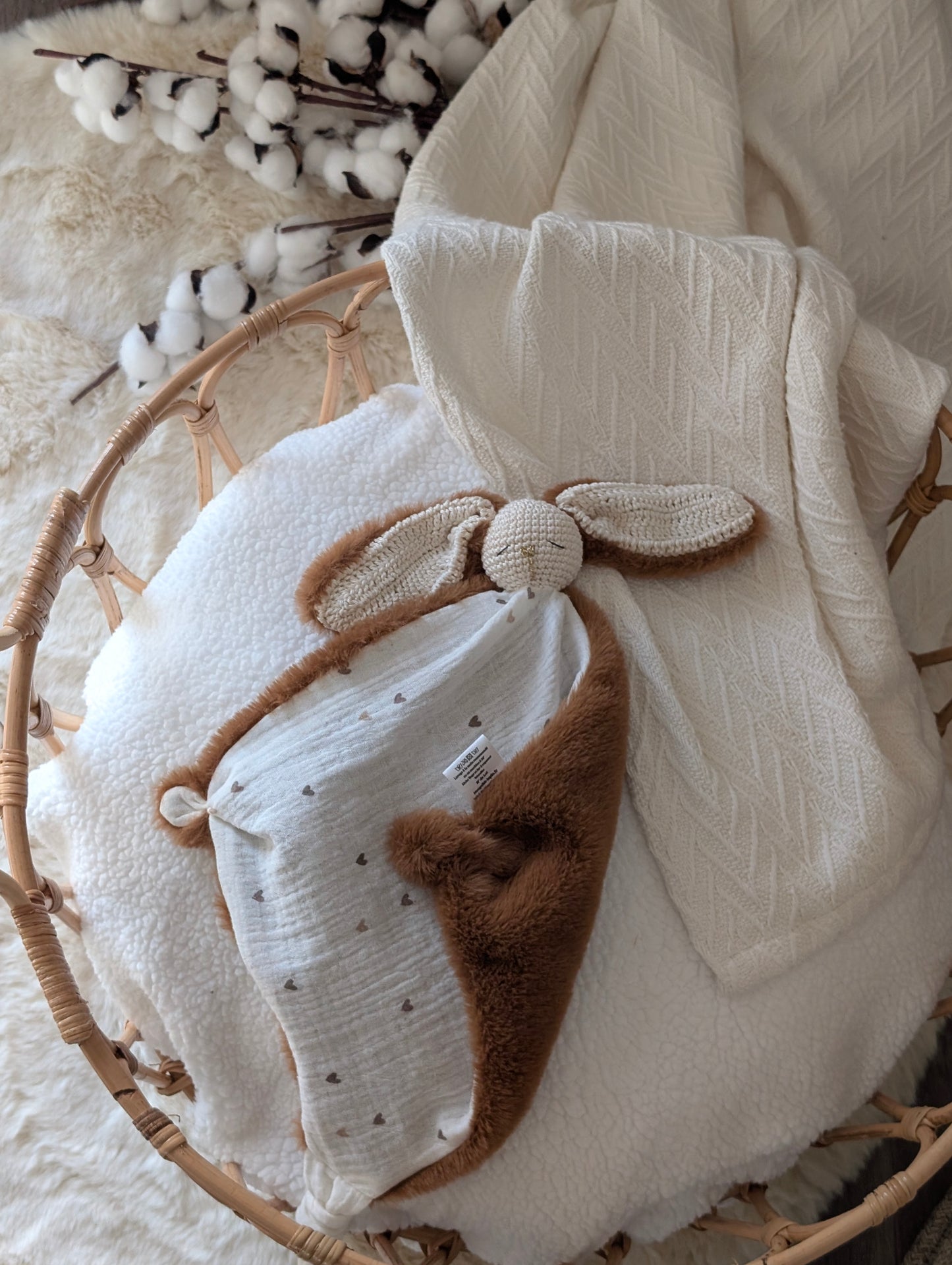 Doudou lapin Milo marron – Mon premier amour