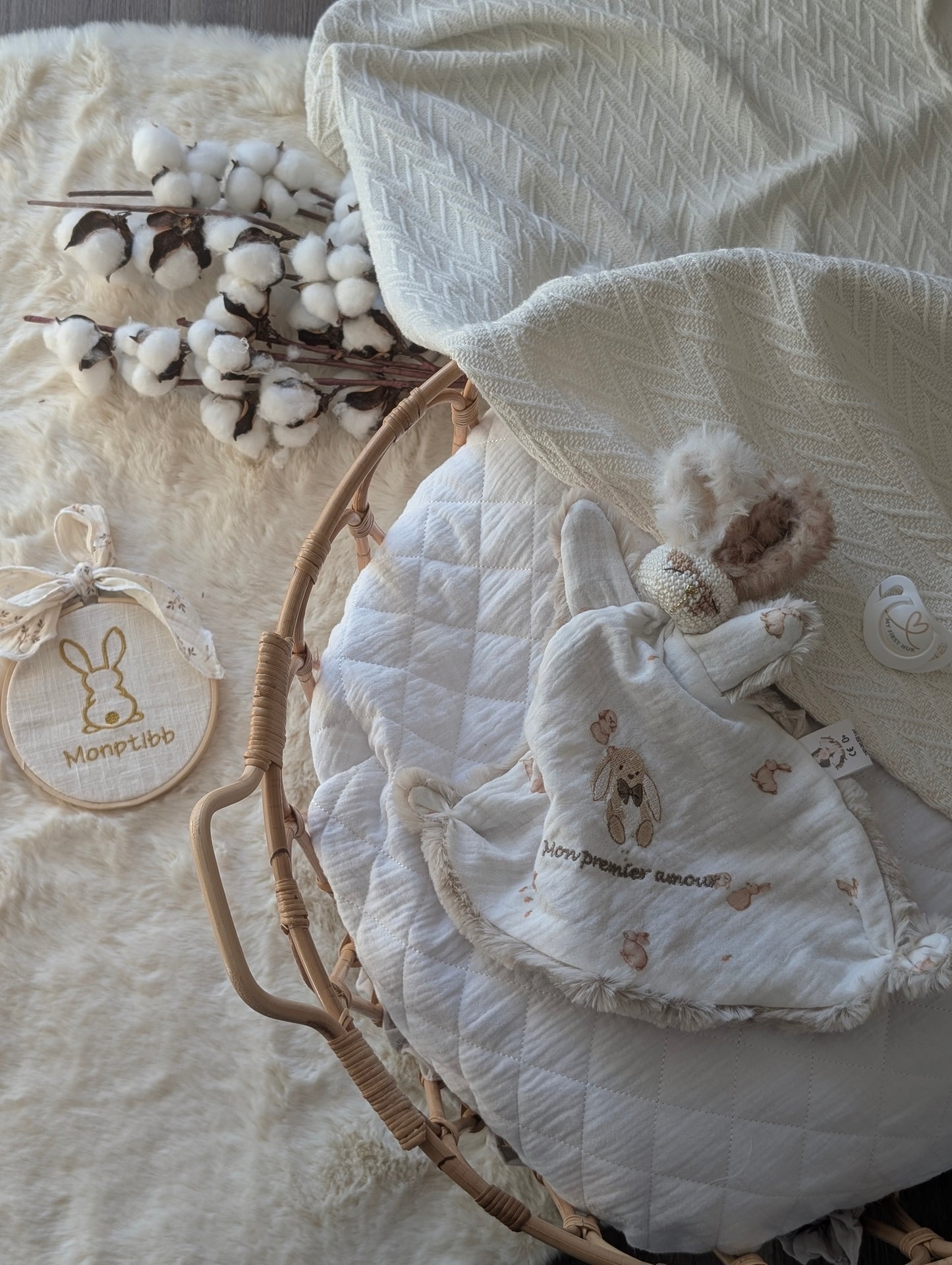 Doudou lapin personnalisable  : Eden Ange