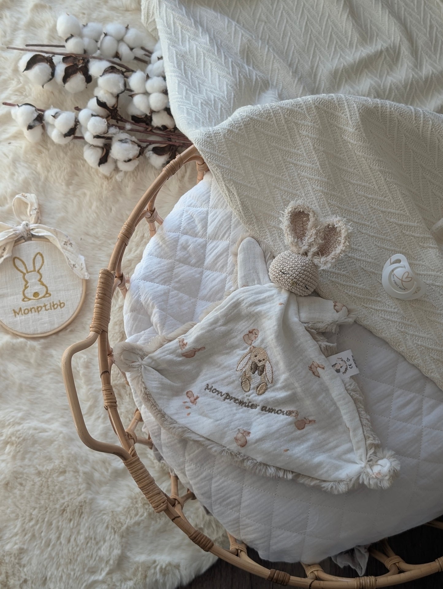 Doudou lapin personnalisable  : Martin Ange