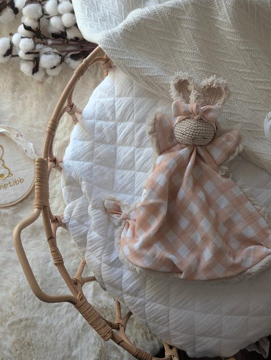 Doudou lapin  personnalisable : Paola Ange