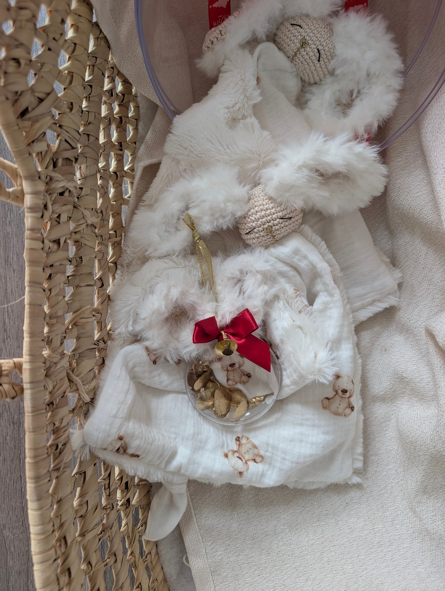 Coffret de Noel dans Boule Géante